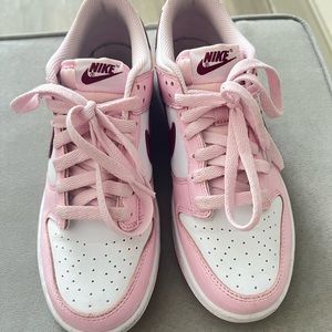 Valentine’s Day edition pink and maroon dunks